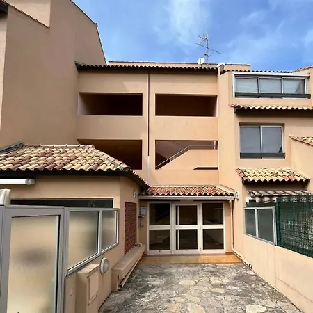 Modern With A 30 M2 Terrasse And Garden *