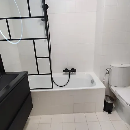 Modern With A 30 M2 Terrasse And Garden Antibes